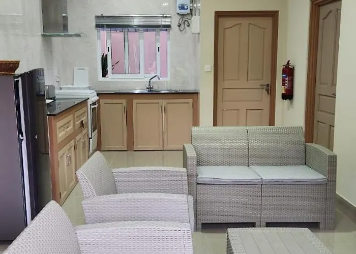 Self-catering Beau Vallon (Mahe)